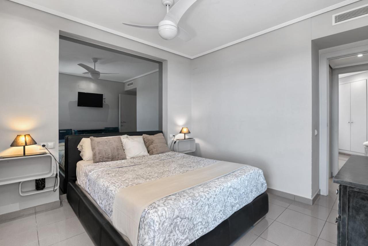 Atico Frente Al Mar, Pataconablue, Complejo Vacacional Apartment Valencia Exterior photo